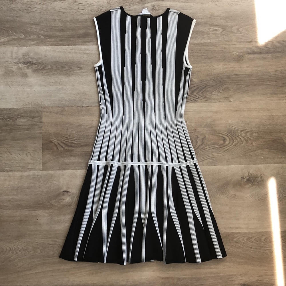 Diane Von Furstenberg cocktail dress - Picture 10 of 13